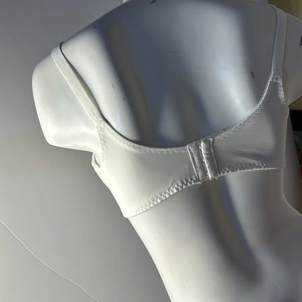 Bali®‎ Flower White Full-Figure Underwire Bra 0180 Sz 38C - Picture 10 of 16